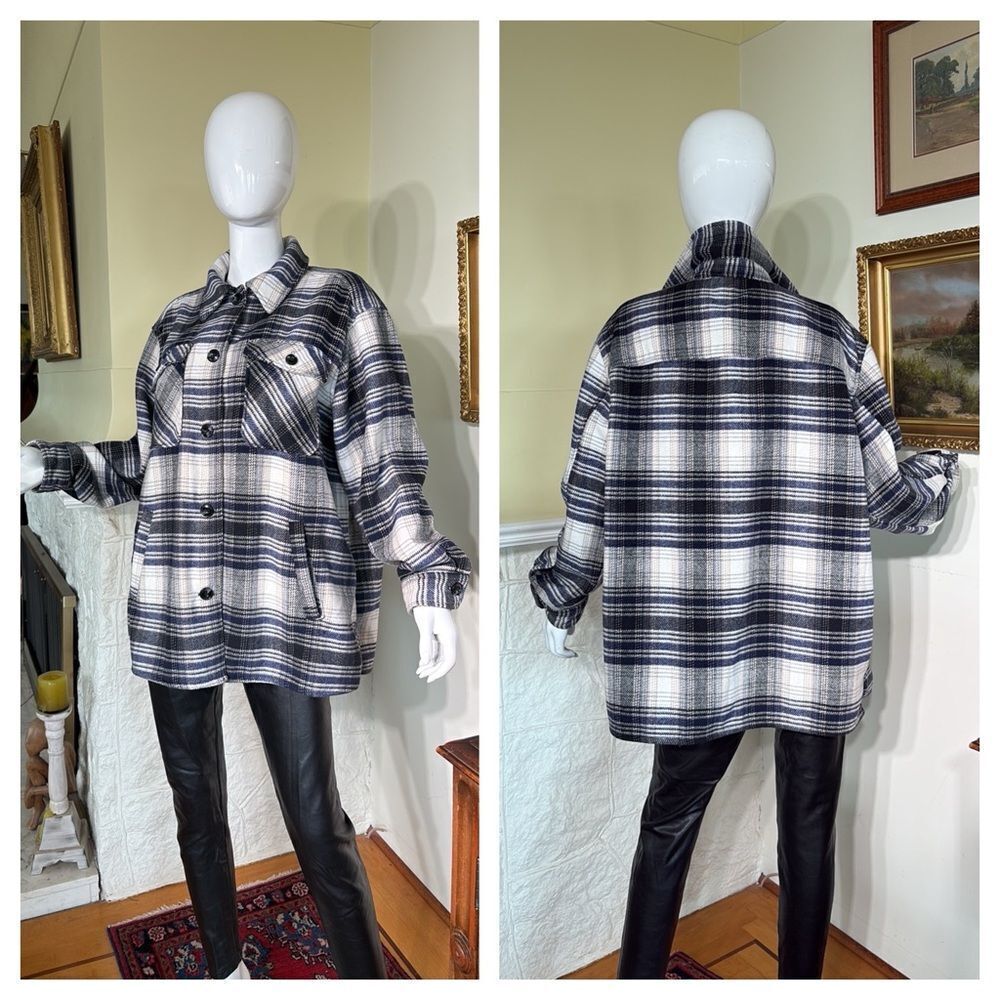 H&M Oversized Plaid Shacket - Picture 2 of 16